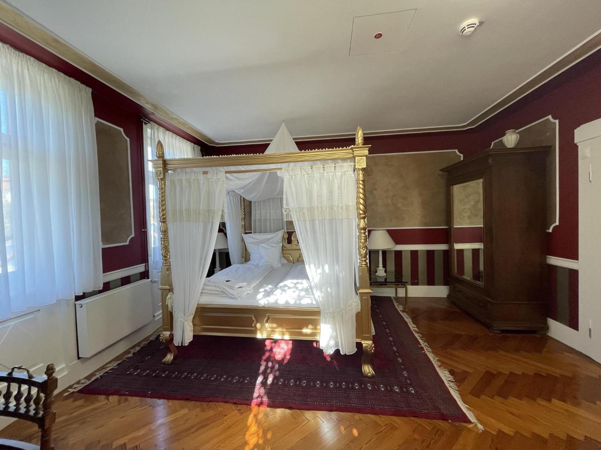 Hotel Bahnhof Balingen Room photo